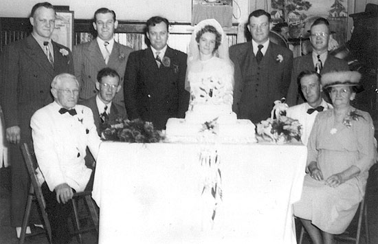 Wedding of Agnes Mccrave and Walter Paquin, 1948