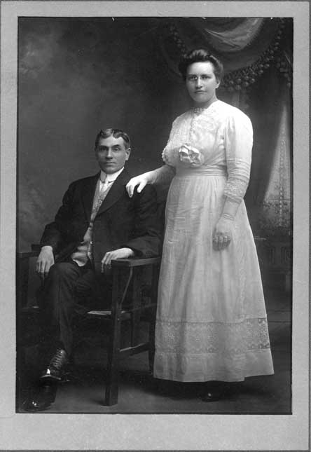 Marriage of Jacob VanWuyckhuyse and Johanna Nyenhuis, March 25, 1913
